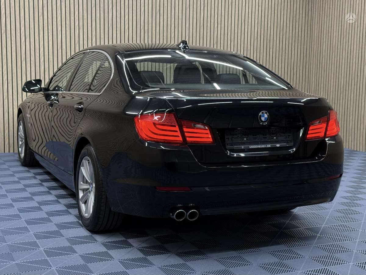 BMW 520, 2.0 l., Седан