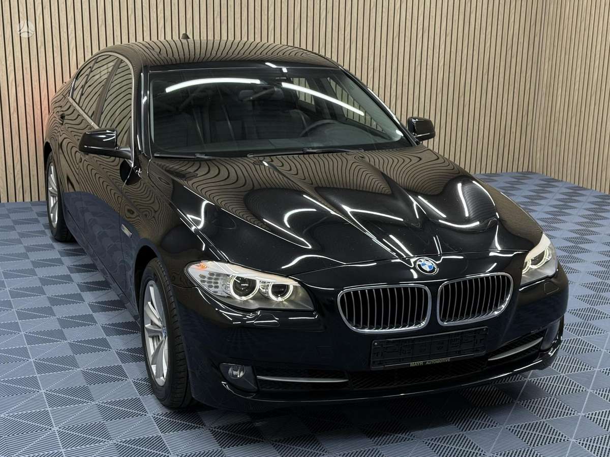 BMW 520, 2.0 l., Седан