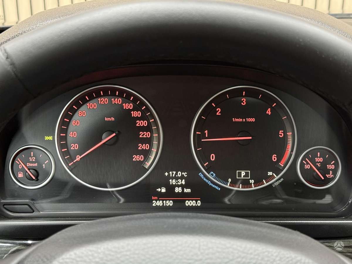 BMW 520, 2.0 l., Седан