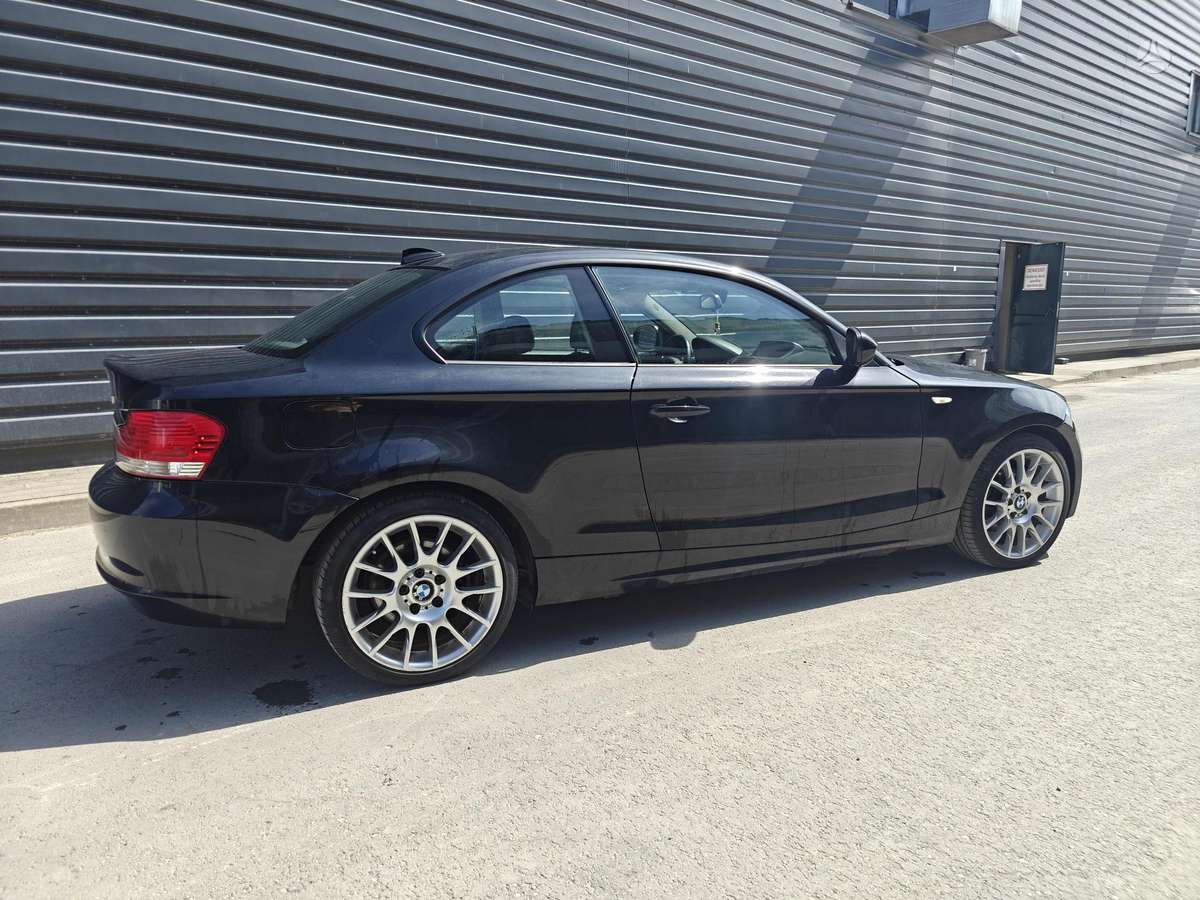 BMW 118, 2.0 l., coupe