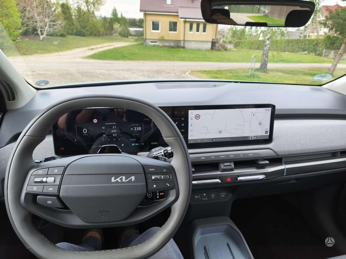 Kia EV3, 81 kWh, hatchback