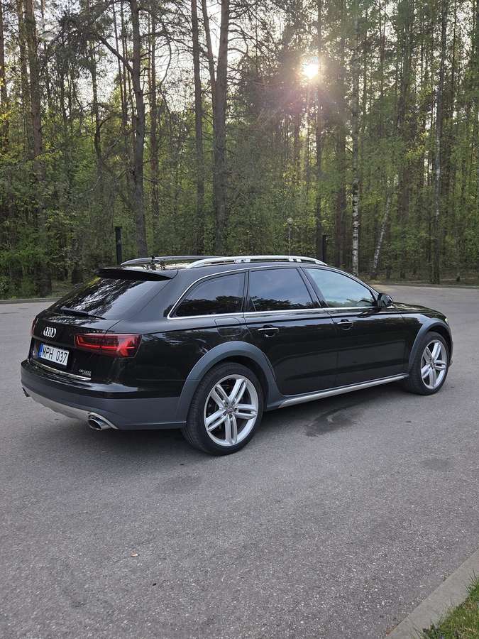Audi A6 allroad, 3.0 l., Универсал