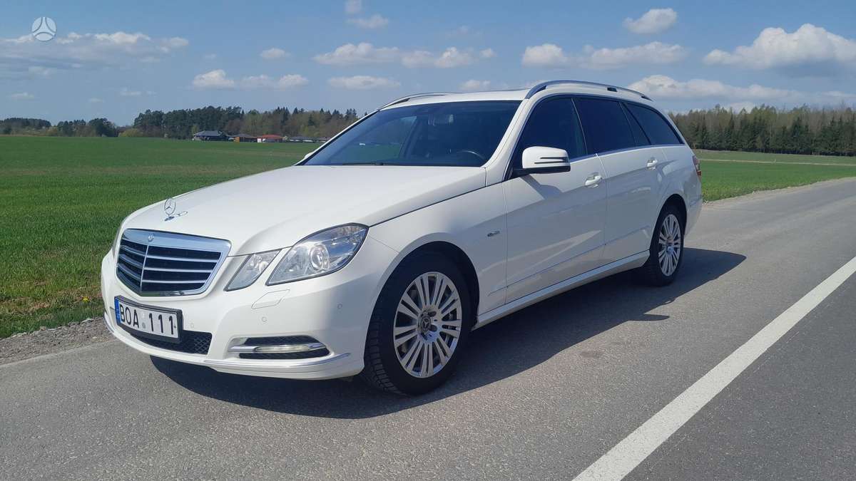 Mercedes-Benz E200, 2.1 l., Универсал