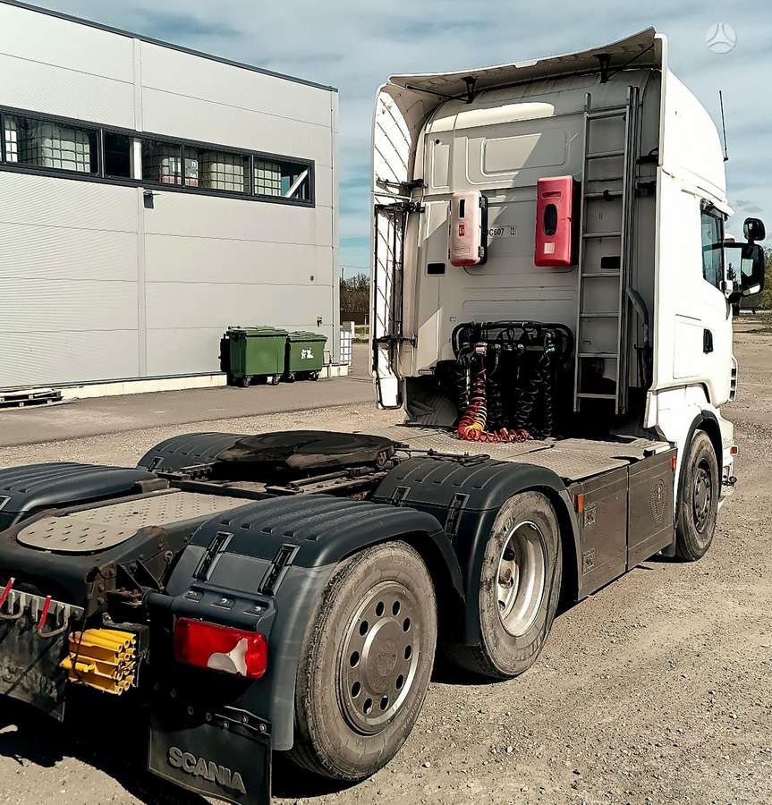 Scania R620 6x2 retarder, double sleeper