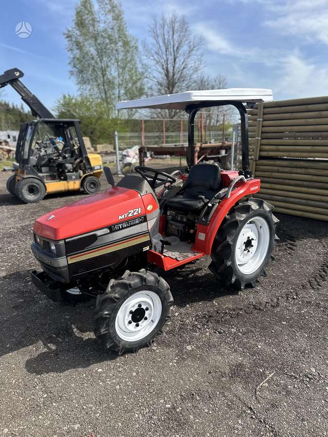Mitsubishi MT221, tractors