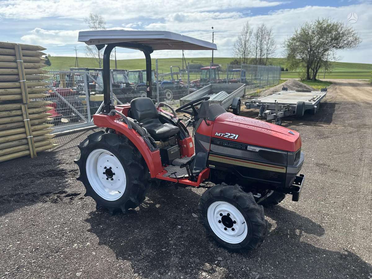 Mitsubishi MT221, tractors