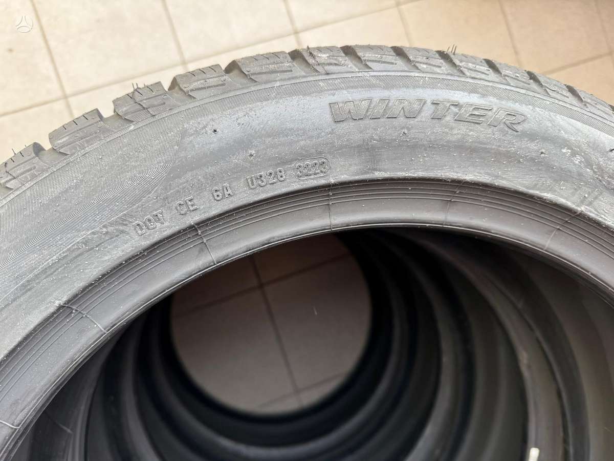 Pirelli Sottozero3, всесезонные 255/45 R20