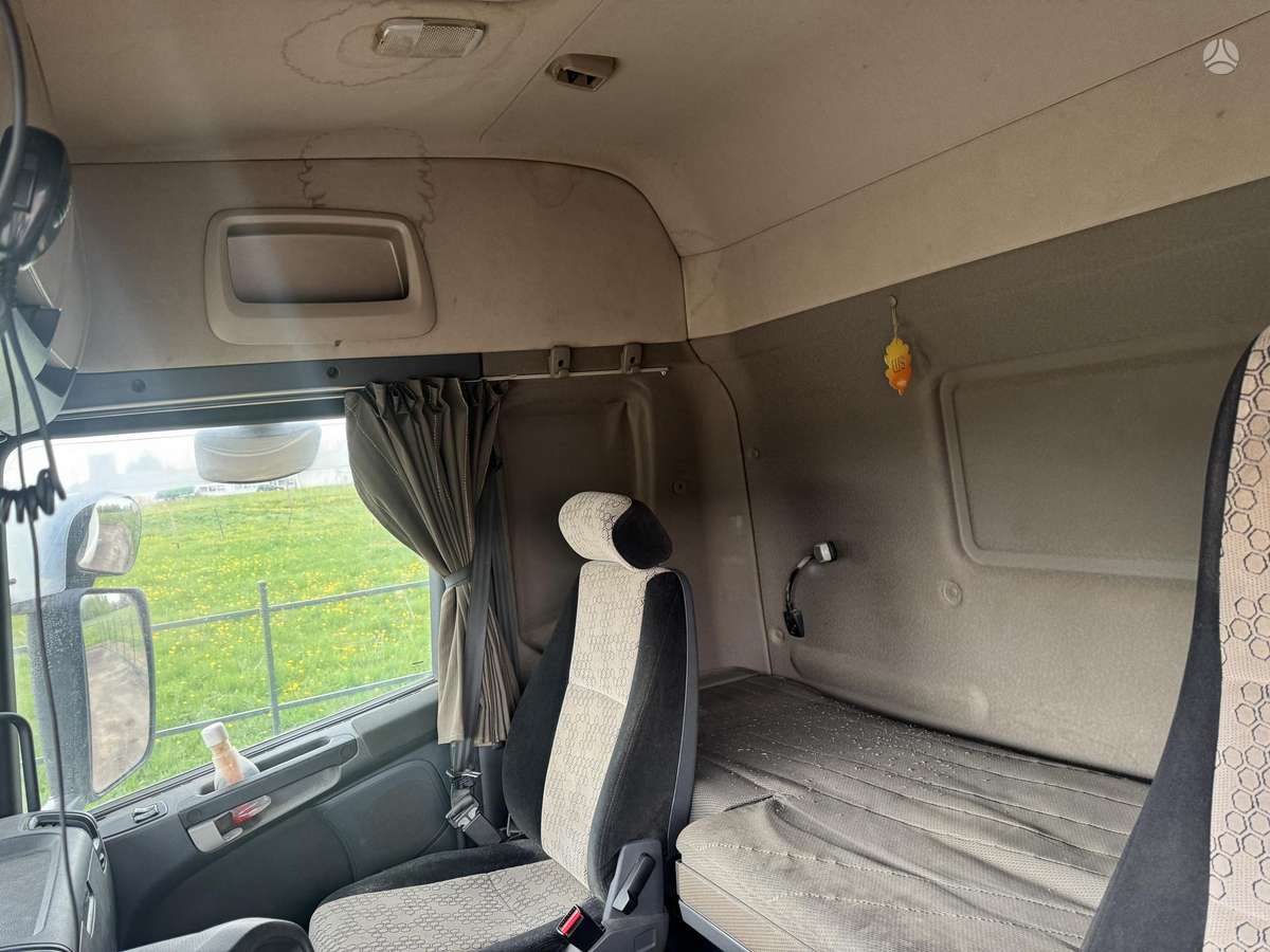 Scania R490, 1 miegamoji vieta