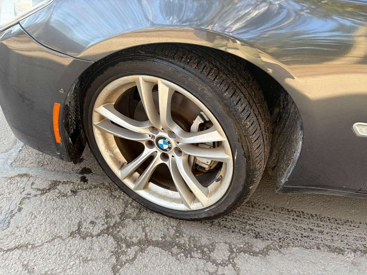 BMW 740, sedanas