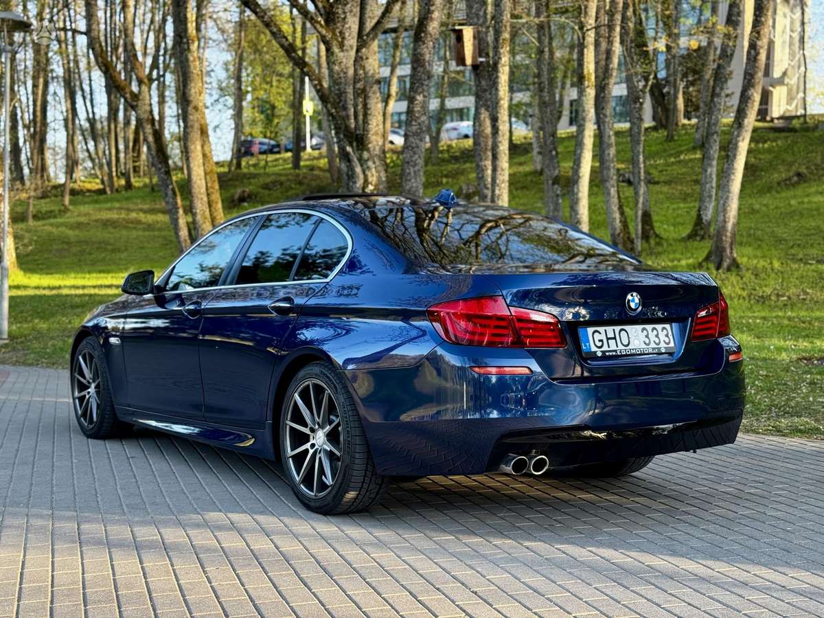 BMW 528, 2.0 l., Седан