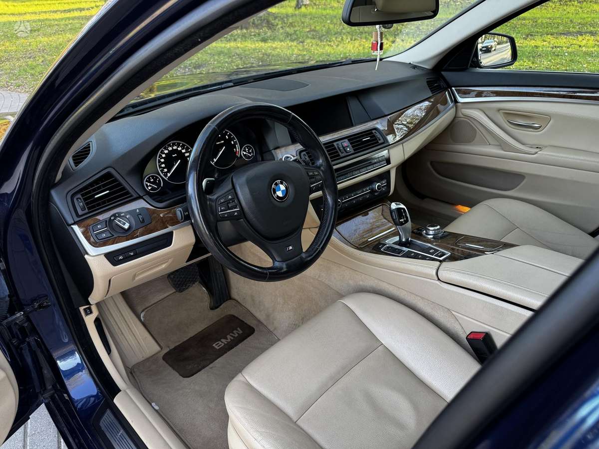 BMW 528, 2.0 l., Седан