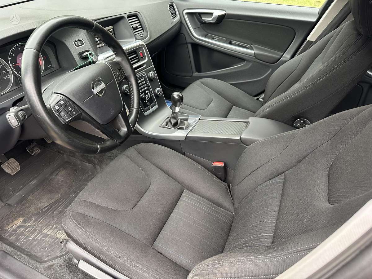 Volvo V60 - 12