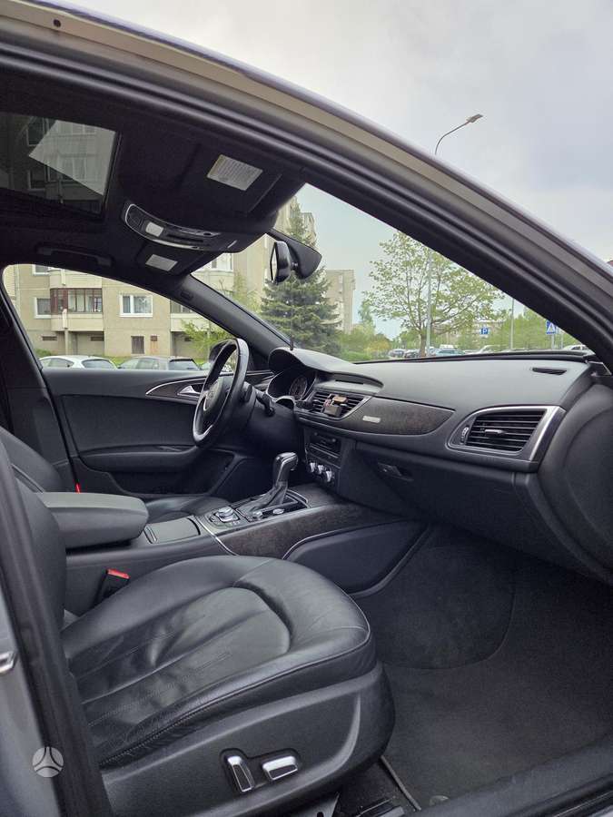 Audi A6, 2.0 l., Седан