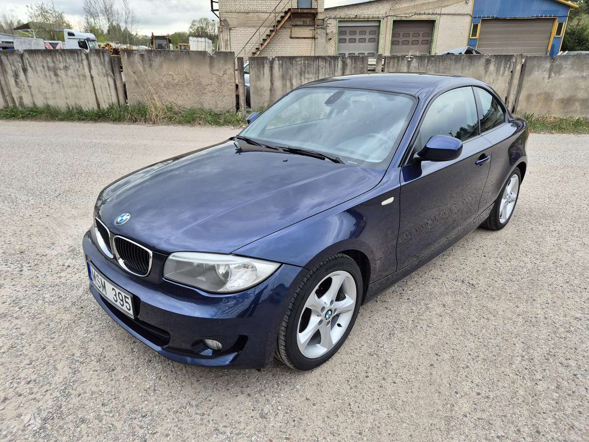 BMW 118, 2.0 l., Купе (coupe)