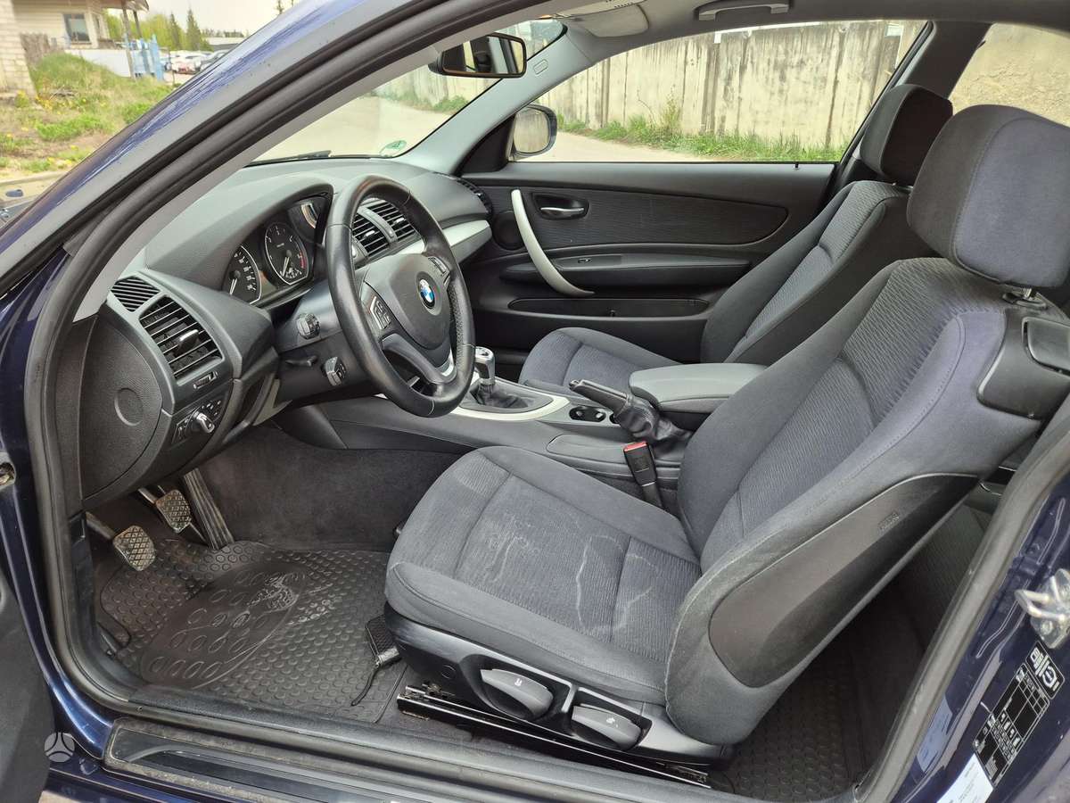BMW 118, 2.0 l., Купе (coupe)