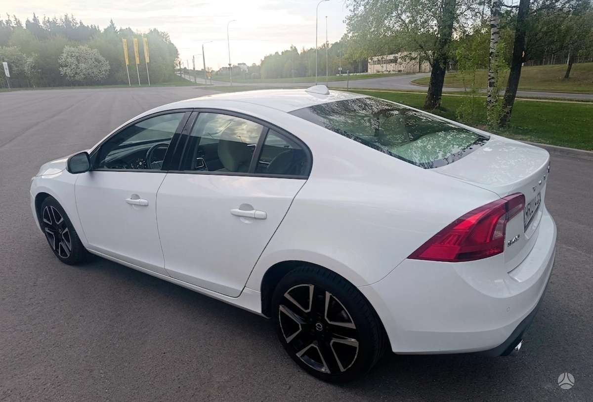 Volvo S60, 2.0 l., Седан