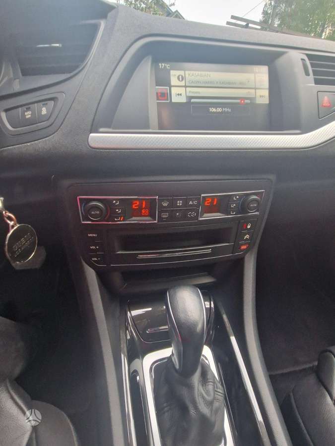 Citroen C5, 2.0 l., Седан
