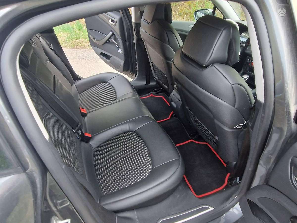 Citroen C5, 2.0 l., Седан