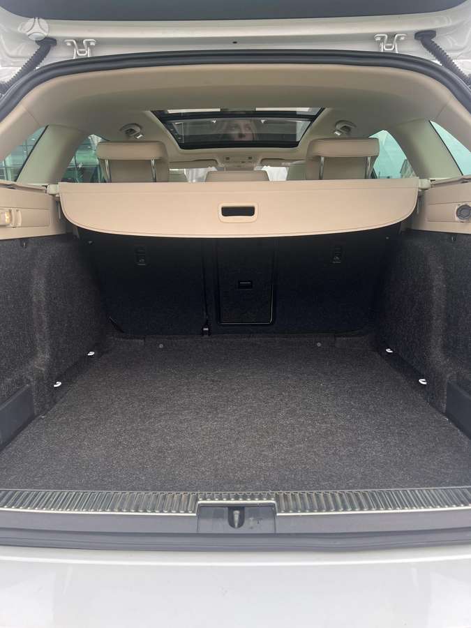 Skoda Superb, 1.6 l., Универсал