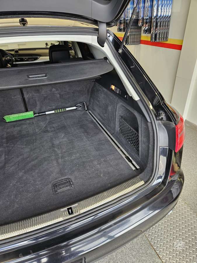 Audi A6, 3.0 l., wagon