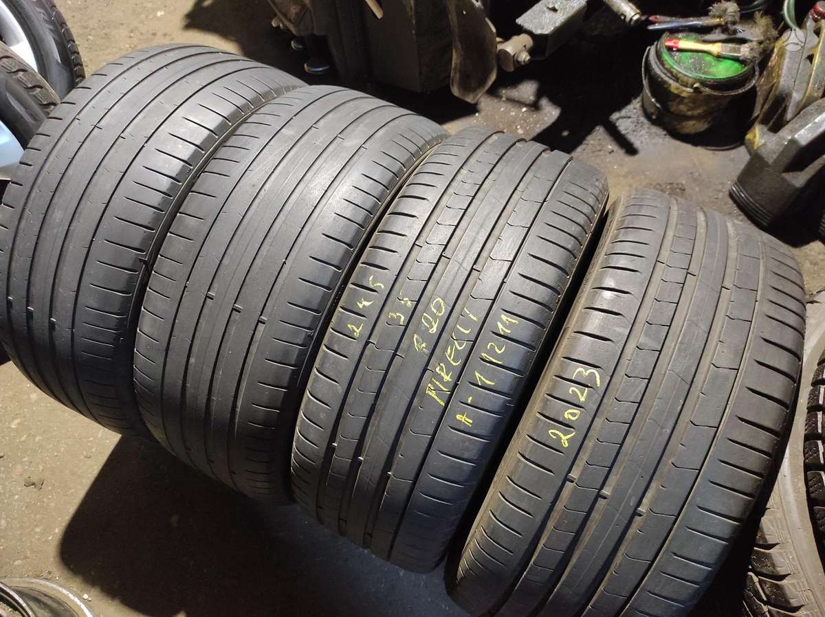 Goodyear, summer 245/35 R20