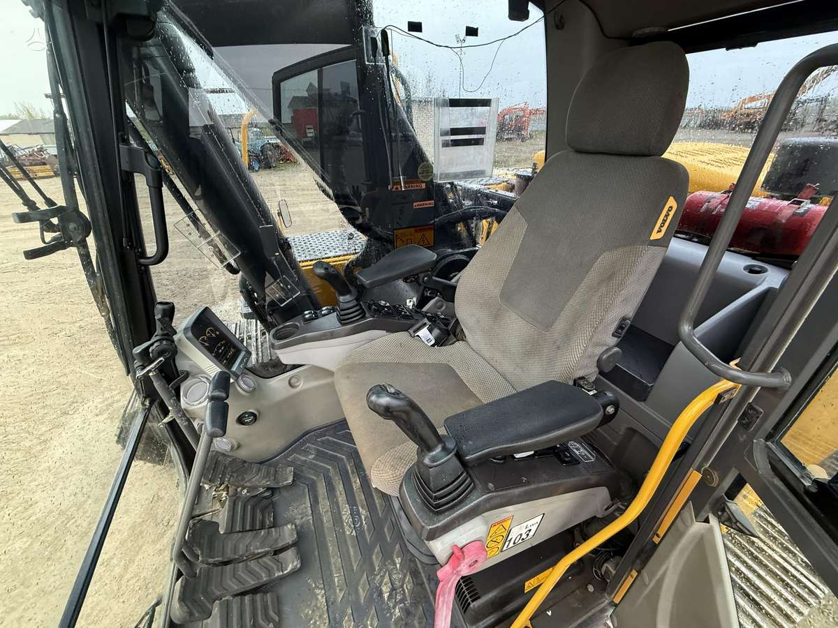 Volvo EC 240 CL ENGCON , 900 mm, экскаваторы