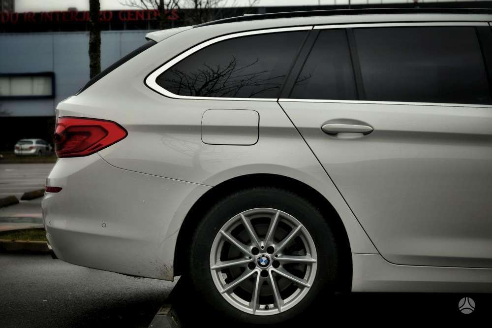 BMW 520, 2.0 l., universalas