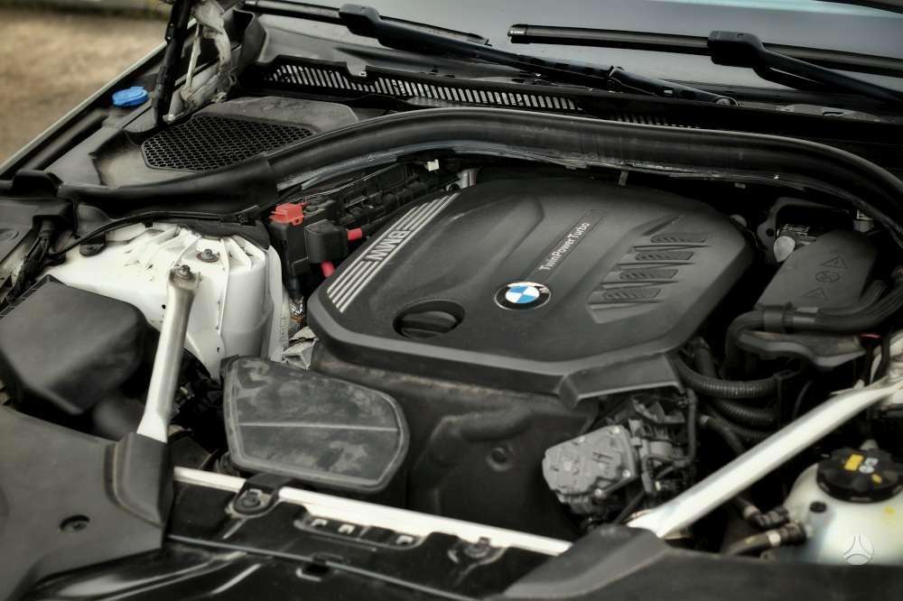 BMW 520, 2.0 l., wagon