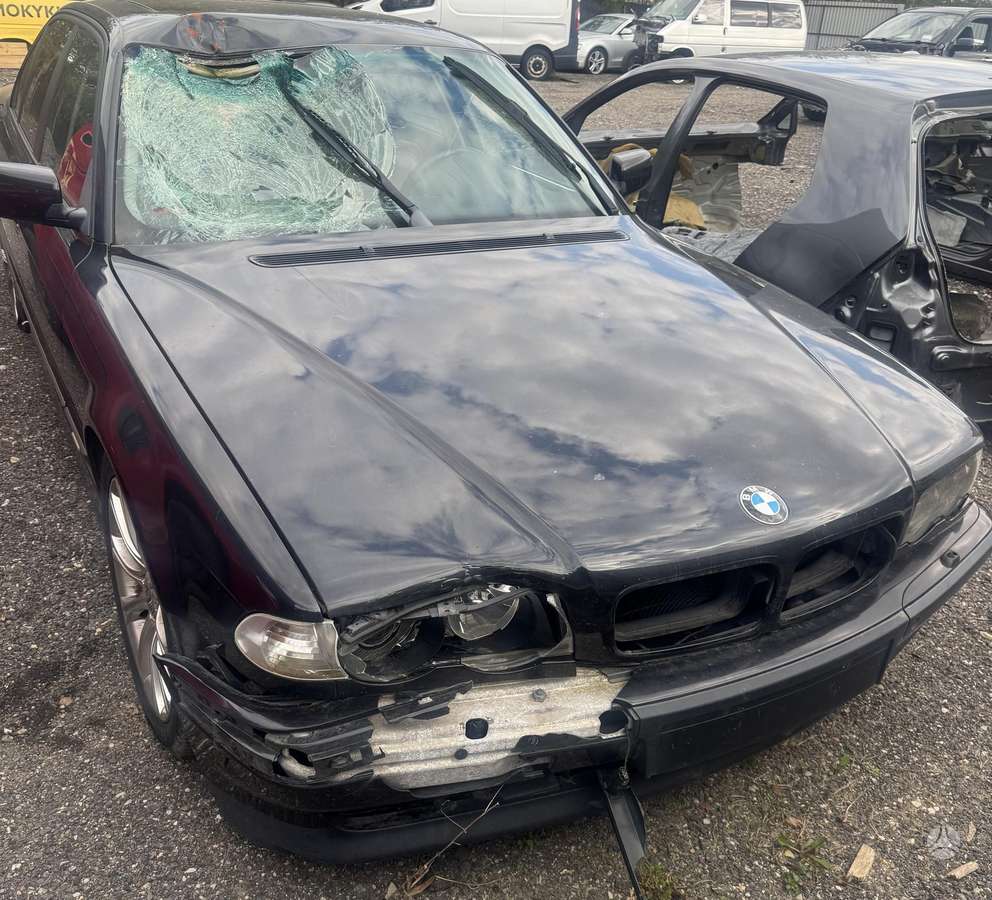 BMW 7 serija