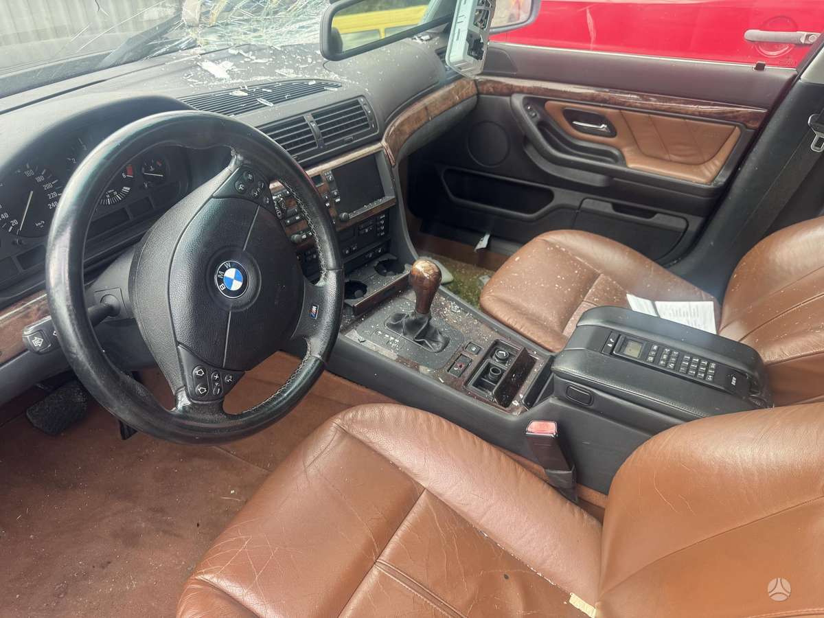 BMW 7 serija