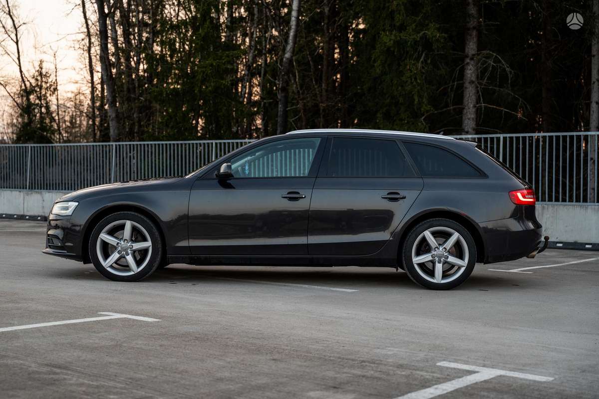 Audi A4, 3.0 l., universalas
