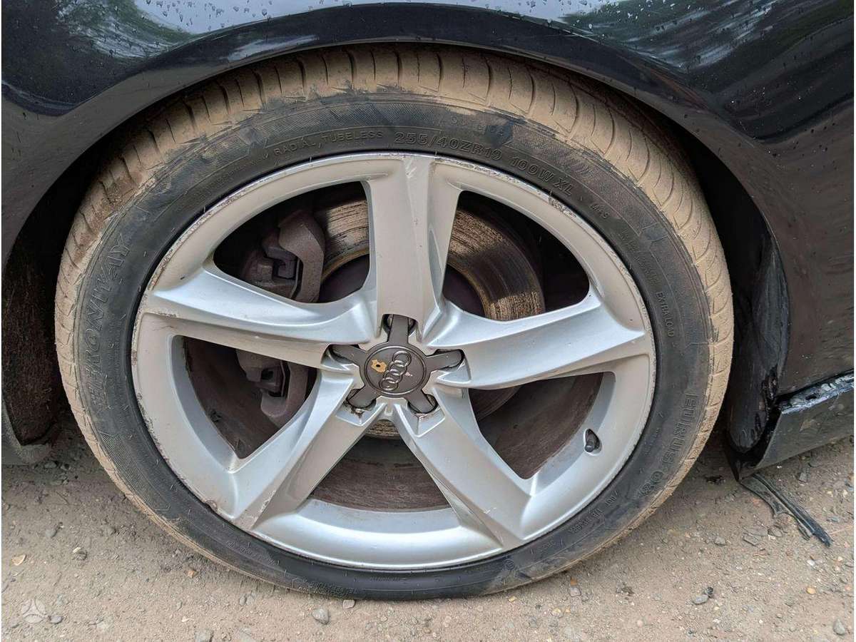Audi A8 двигатель