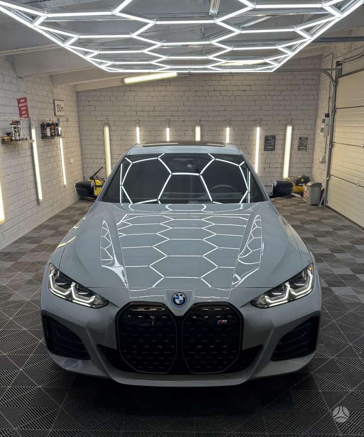 BMW i4, saloon / sedan