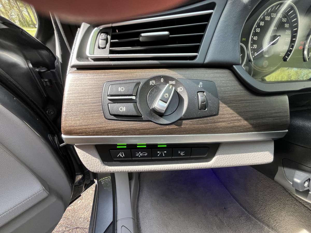 BMW 730, 3.0 l., Седан