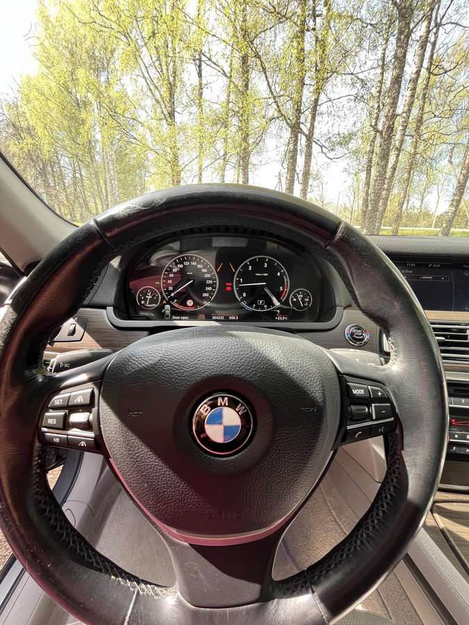 BMW 730, 3.0 l., Седан