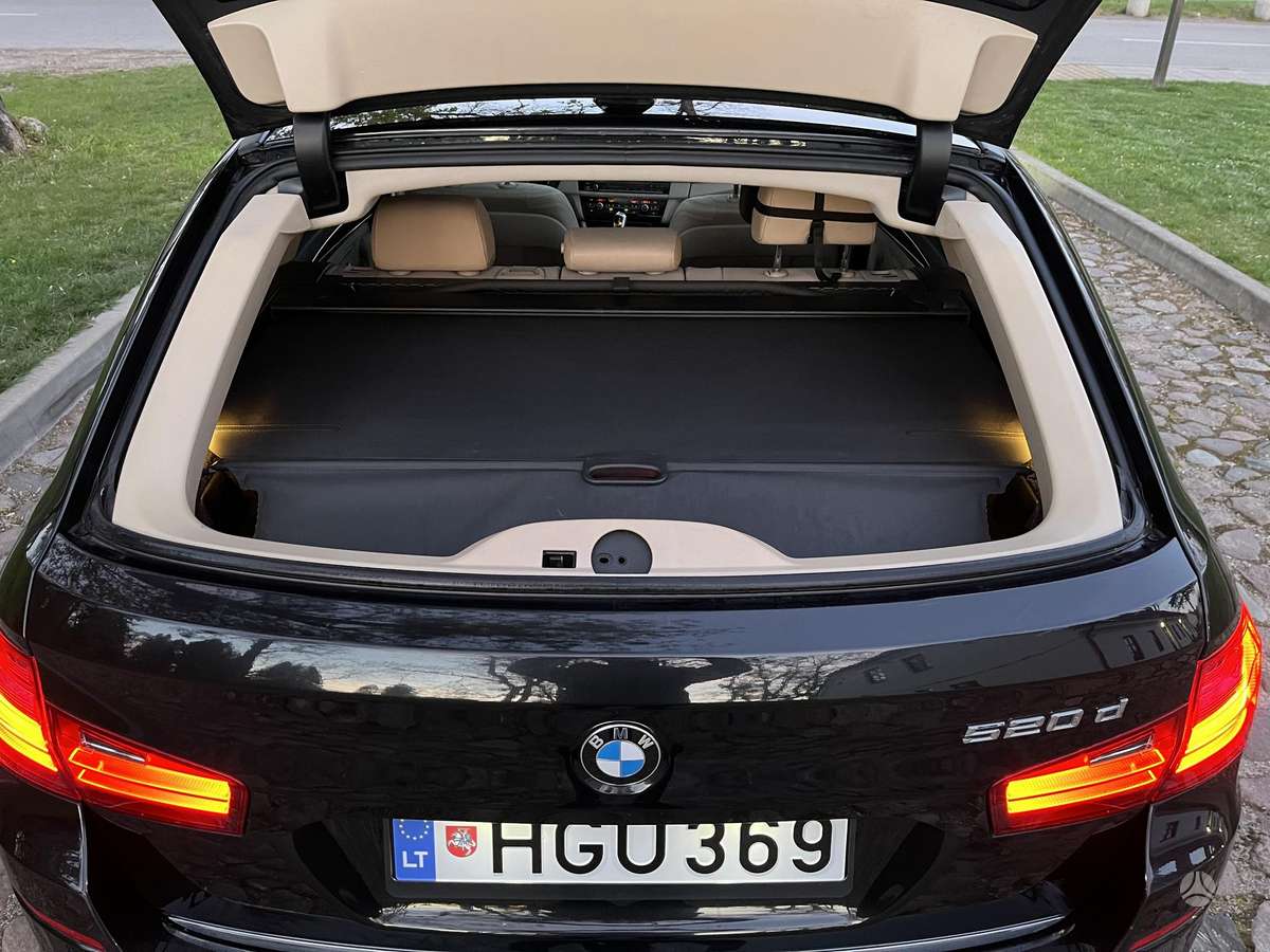 BMW 520, 2.0 l., wagon