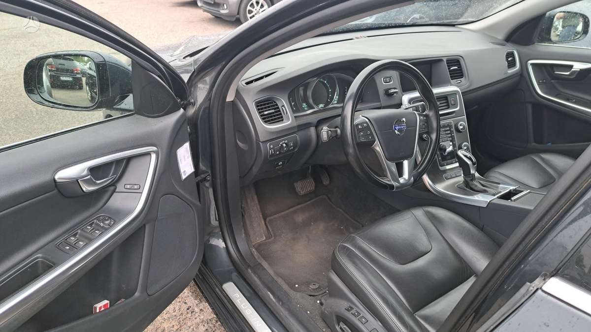 Volvo V60, 2.4 l., Универсал