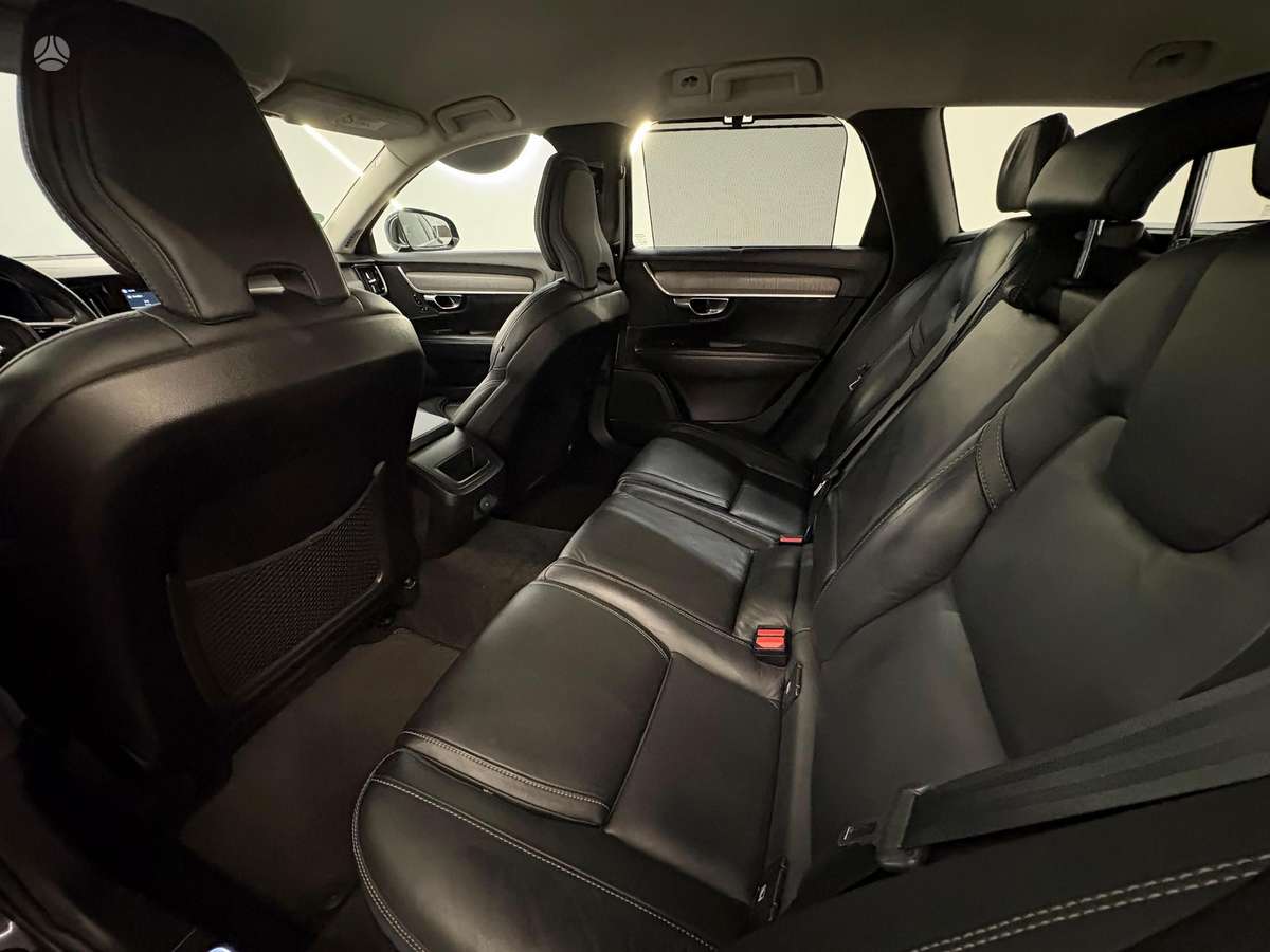 Volvo V90 - 5