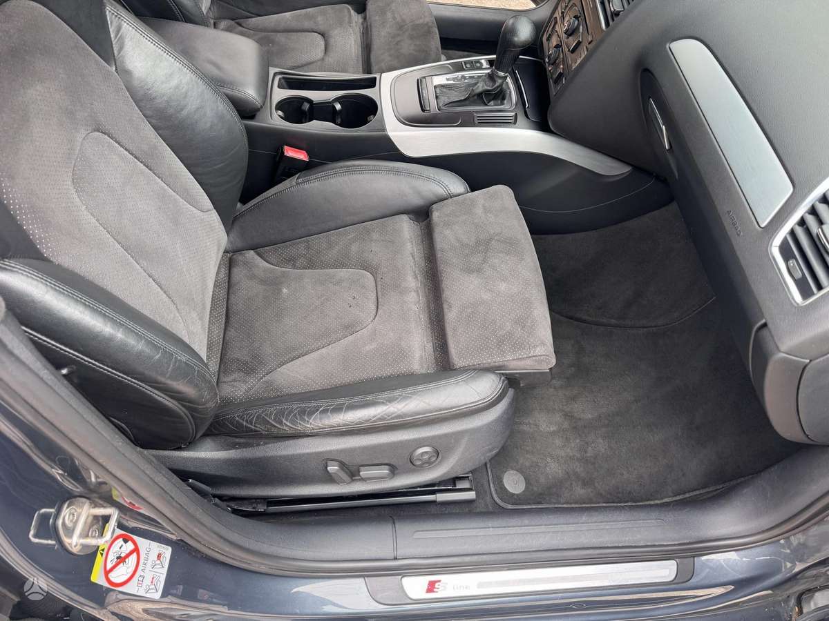 Audi A4, 2.7 l., Седан