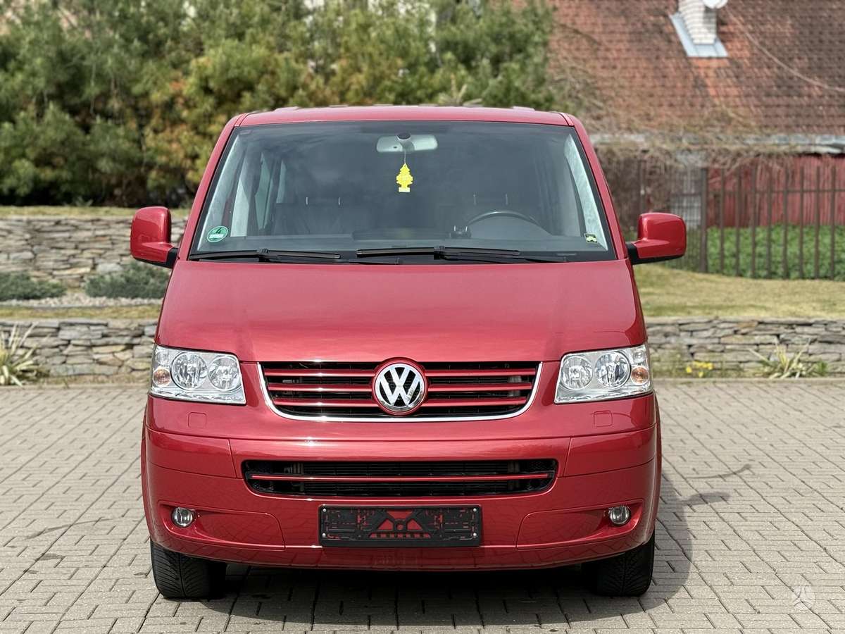 Volkswagen Multivan - 2