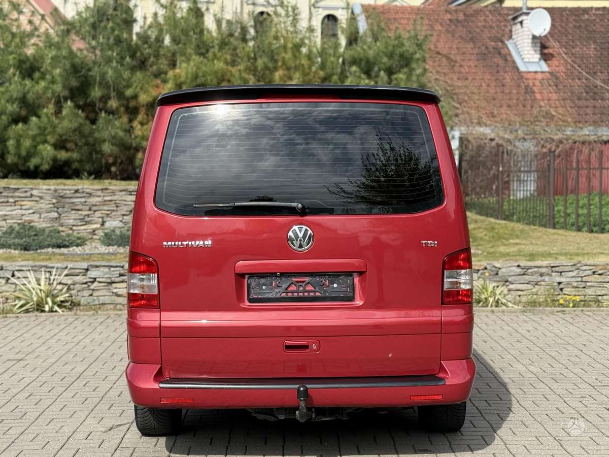 Volkswagen Multivan - 5