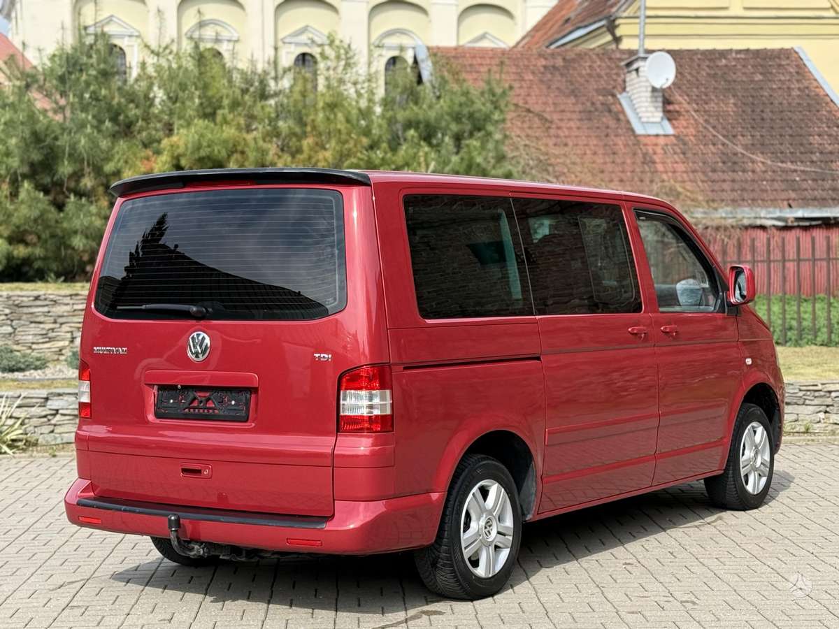 Volkswagen Multivan - 4
