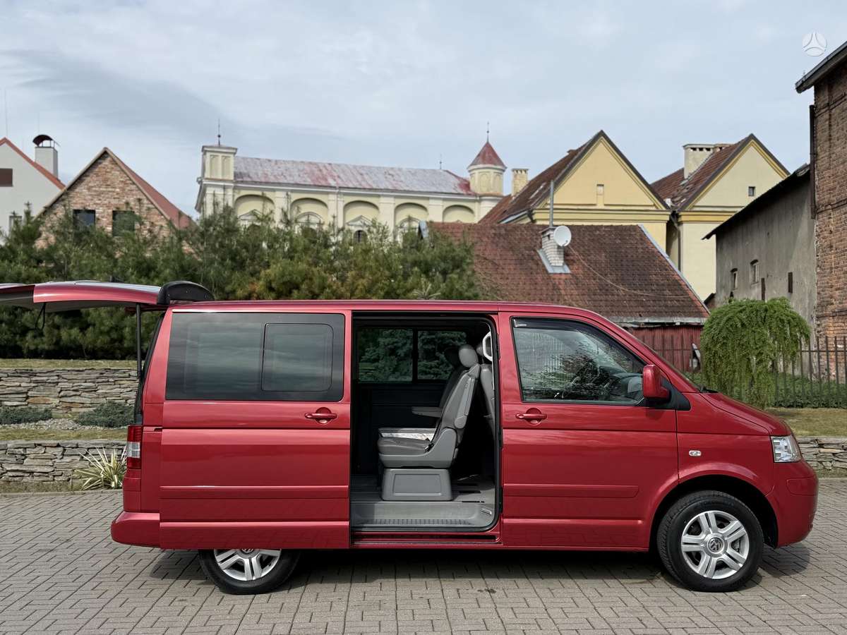 Volkswagen Multivan - 7