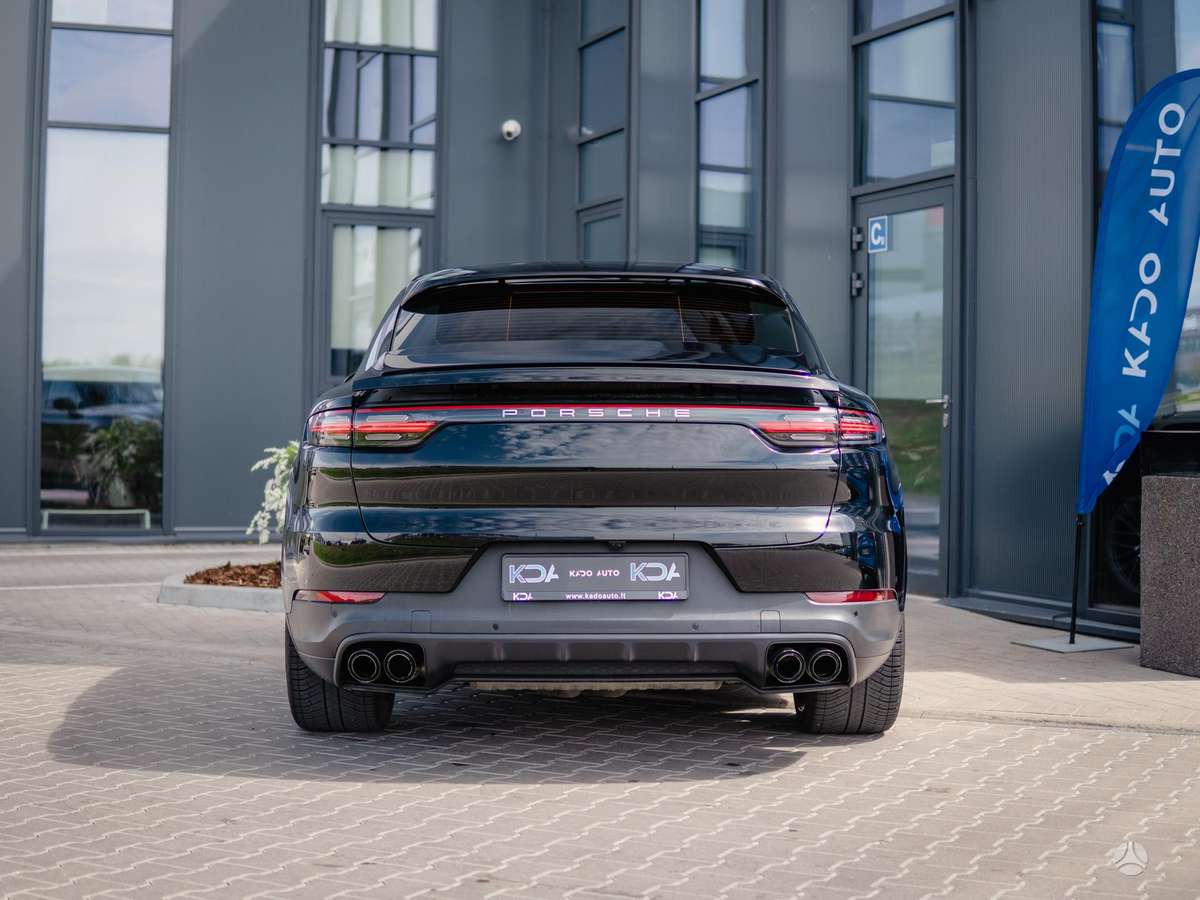 Porsche Cayenne Coupe - 11