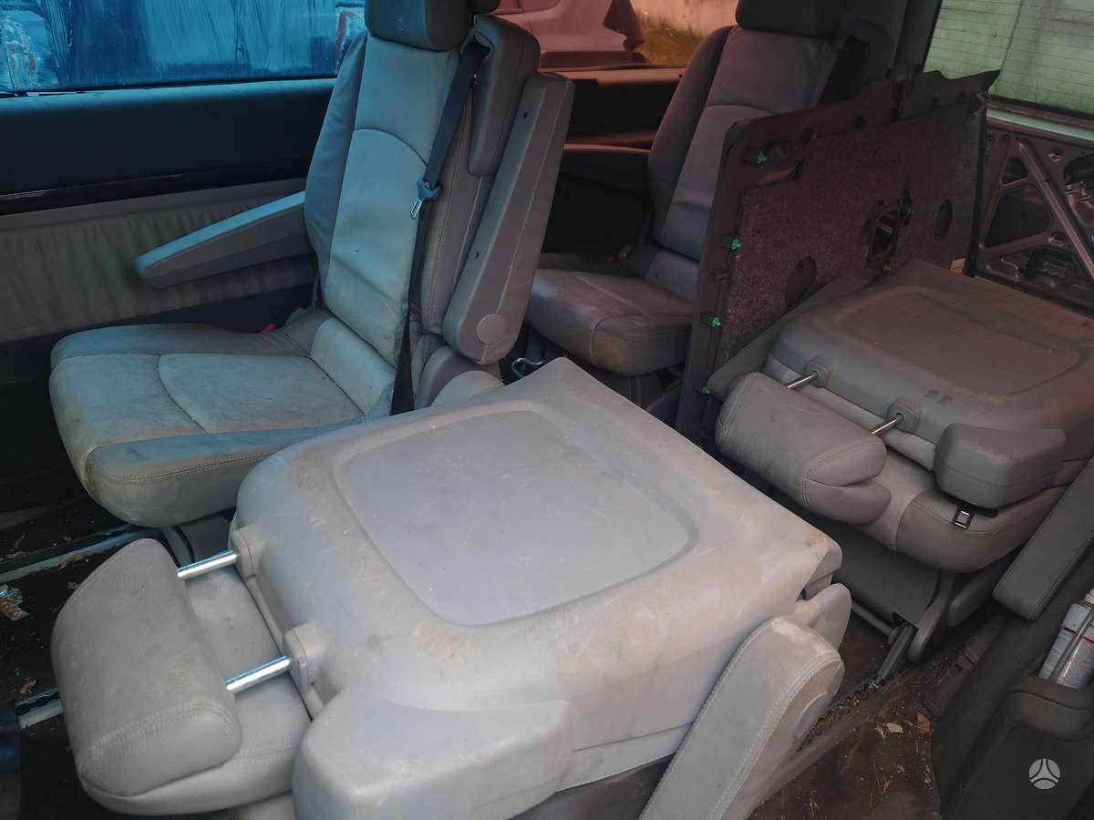 Mercedes-Benz Viano по частям