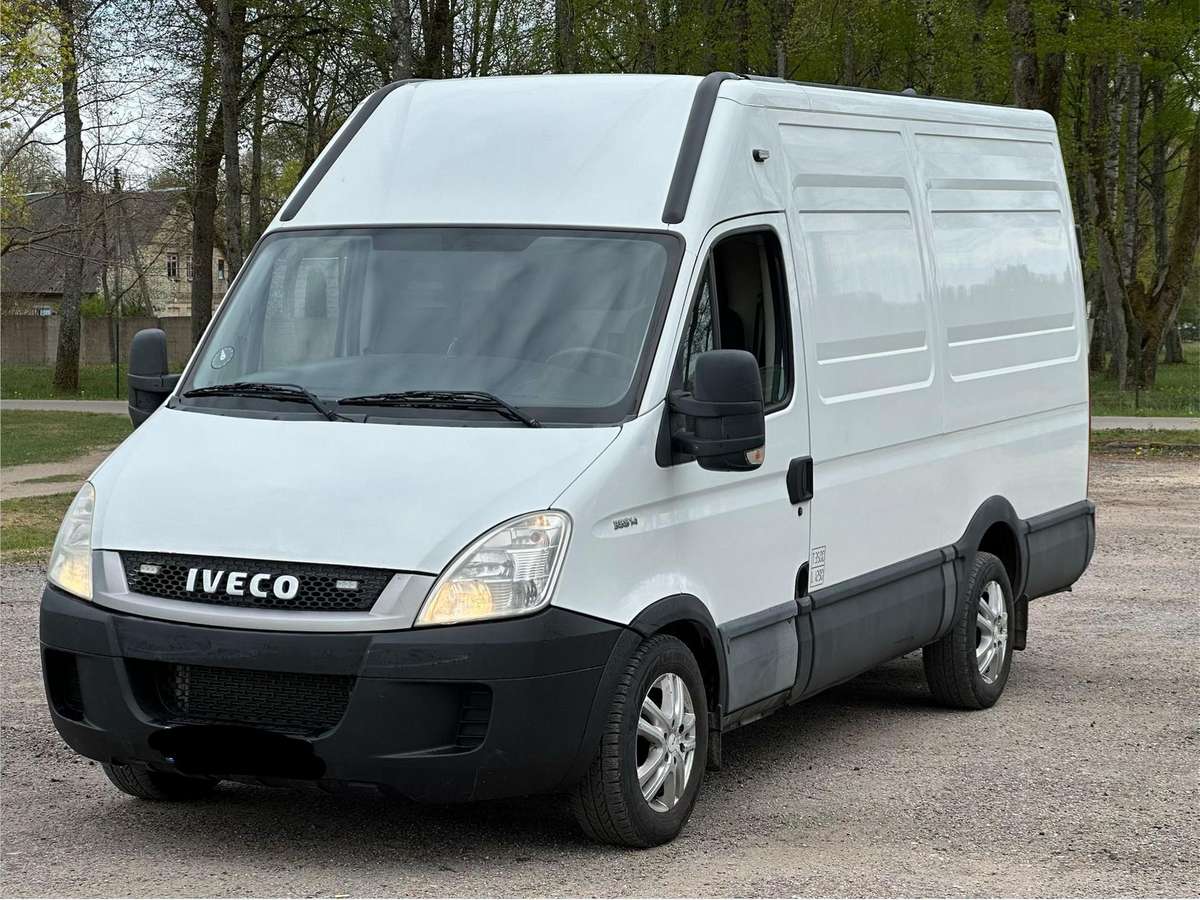 Iveco Daily, 3.0 l., cargo van