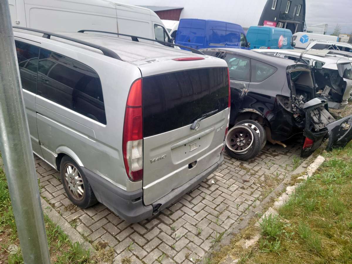 Mercedes-Benz Viano, passenger vans
