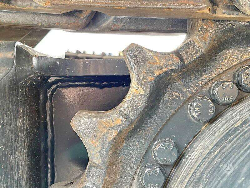 Hyundai R245, excavator