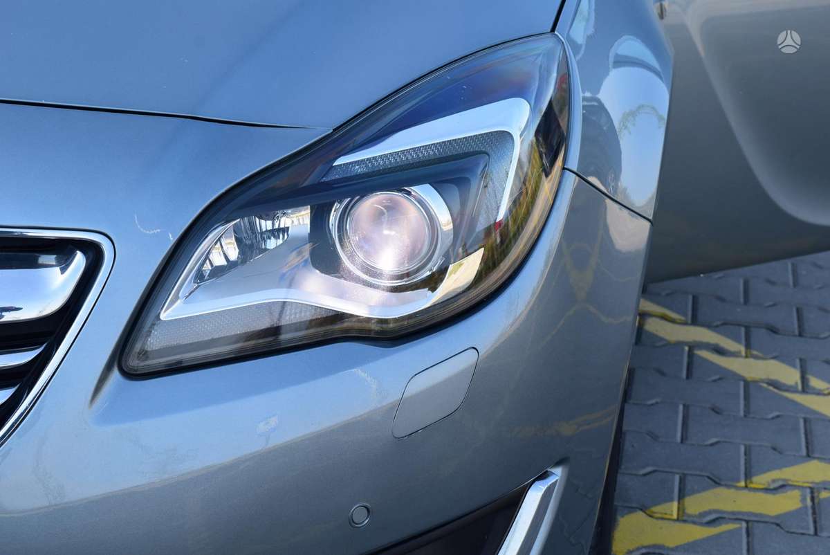 Opel Insignia, 2.0 l., Универсал