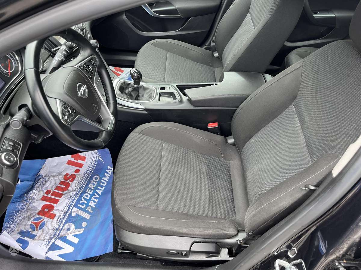 Opel Insignia, 1.6 l., Универсал